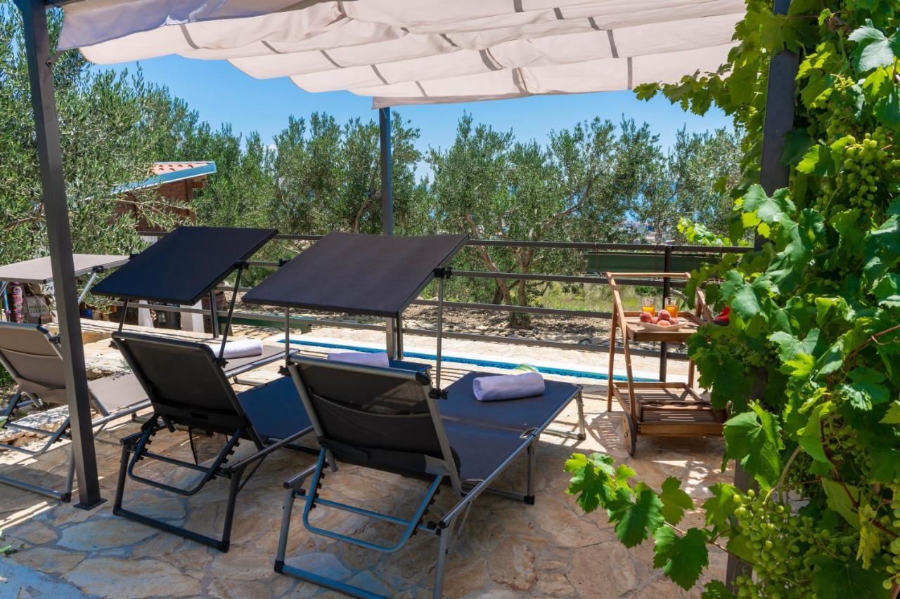Plum Holiday Home Kaštel Stari Buitenkant foto